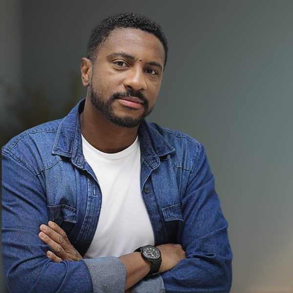 Psicólogo Luis Ismael dos Santos - Especialista em saúde mental, psicologia perinatal e desenvolvimento humano em consultório